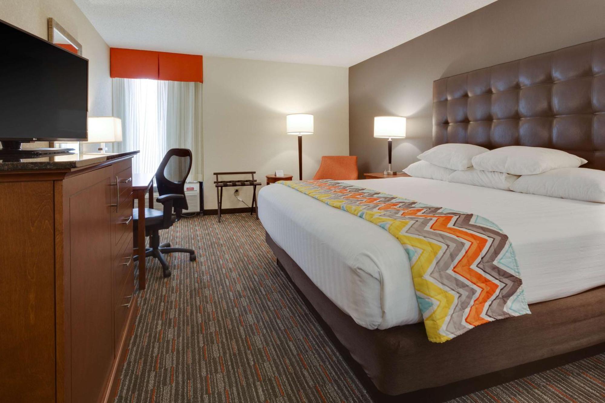 Drury Inn & Suites Columbia Stadium Boulevard Dış mekan fotoğraf